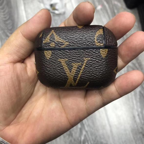 Brown Checkered LV Louis Vuitton Luxury High End Airpods Pro Case